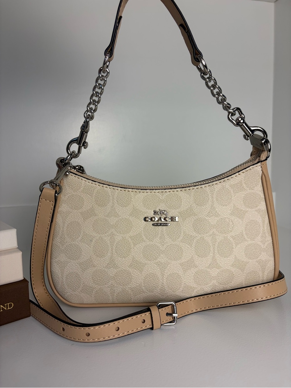 Coach Teri Shoulder Bag Signature Canvas Shoulder Bag Sand/ Silver